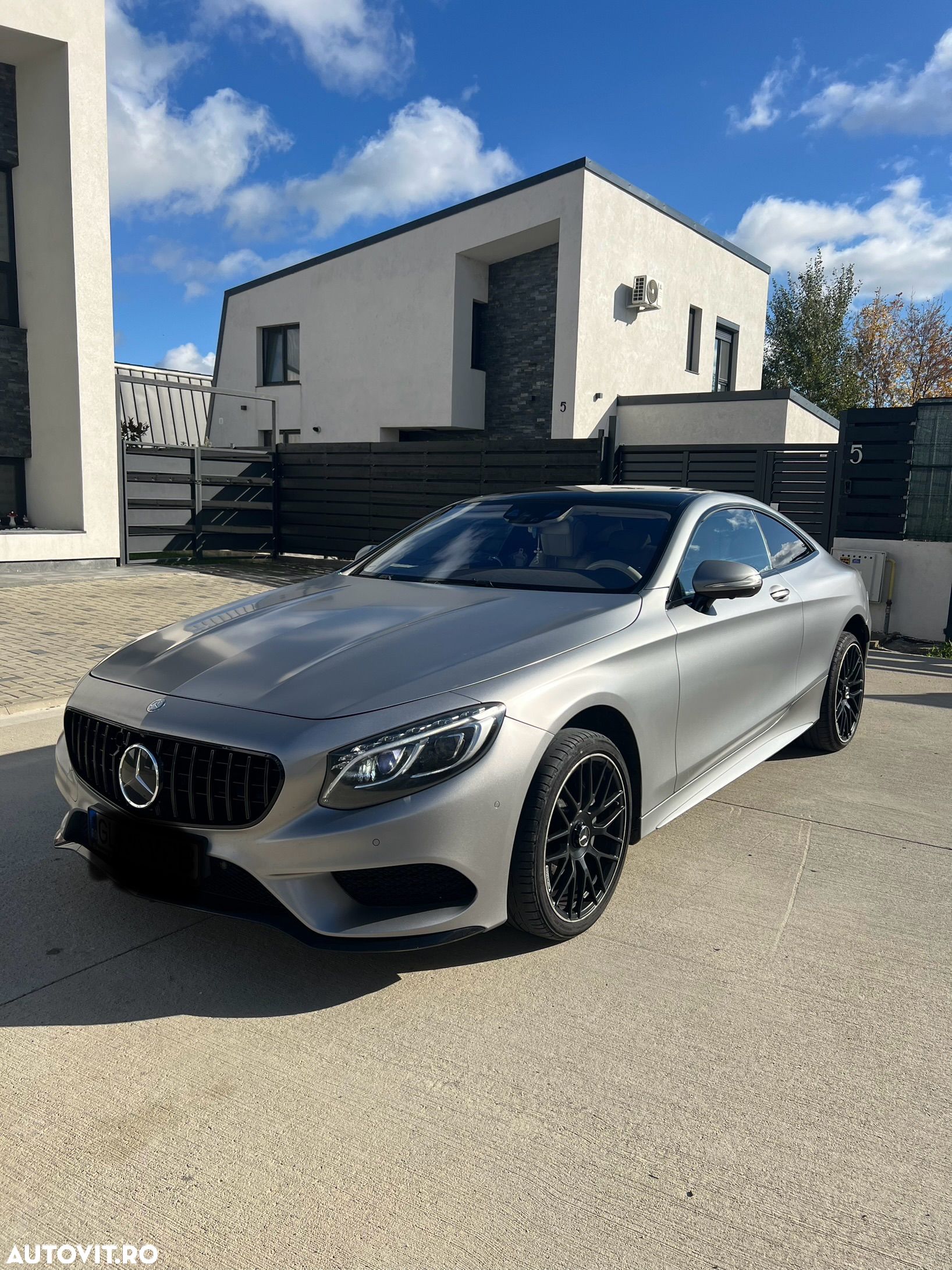 Mercedes-Benz S 500 4MATIC Coupe Aut - 1