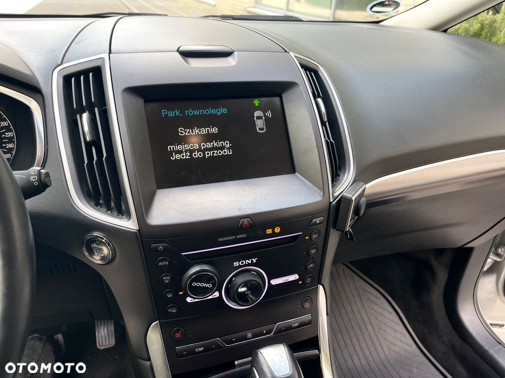 Ford S-Max - 37