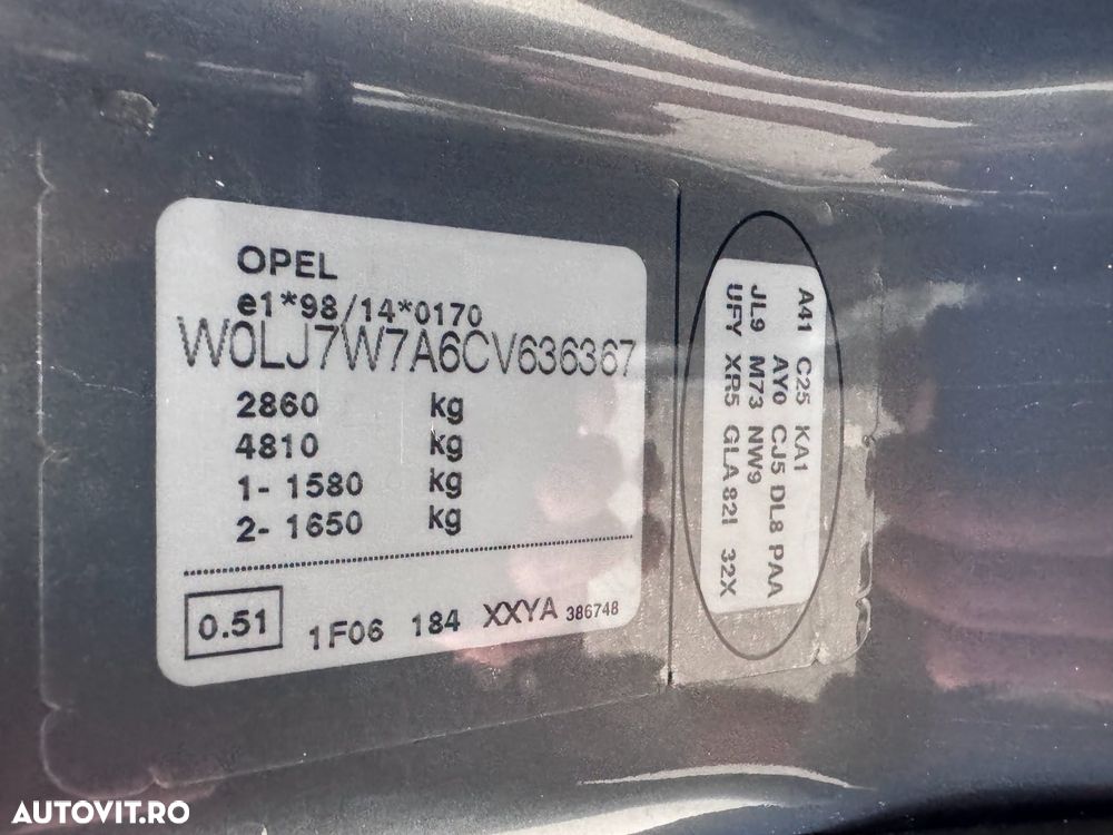 Opel Vivaro - 35
