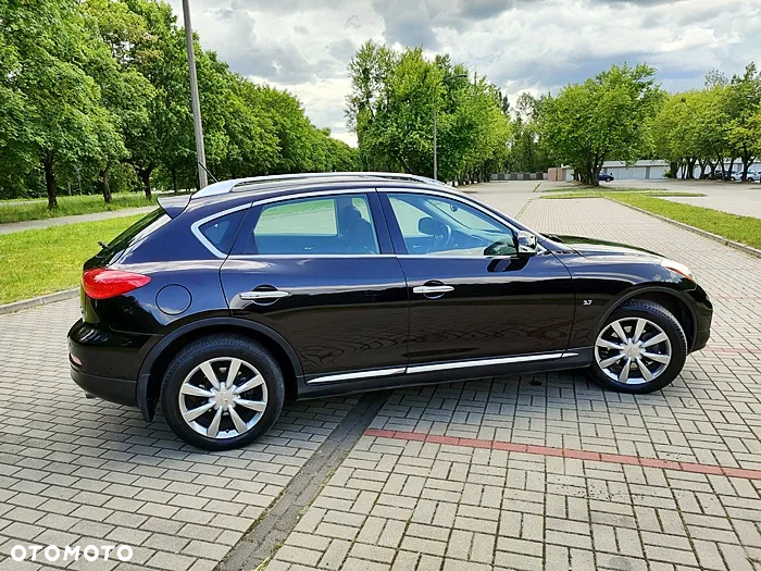 Infiniti Q50 - 13