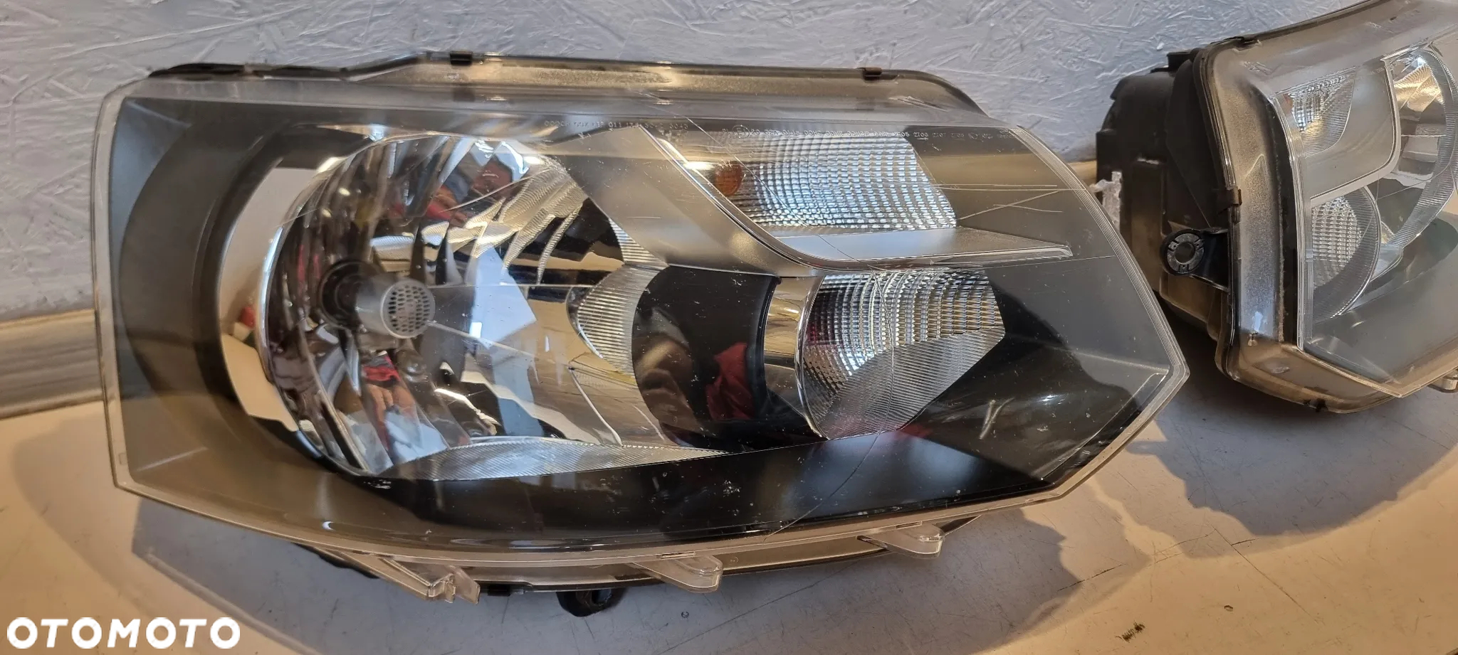Lampa przód H7 prawa lewa VW T5 LIFT '09-'15 - 2