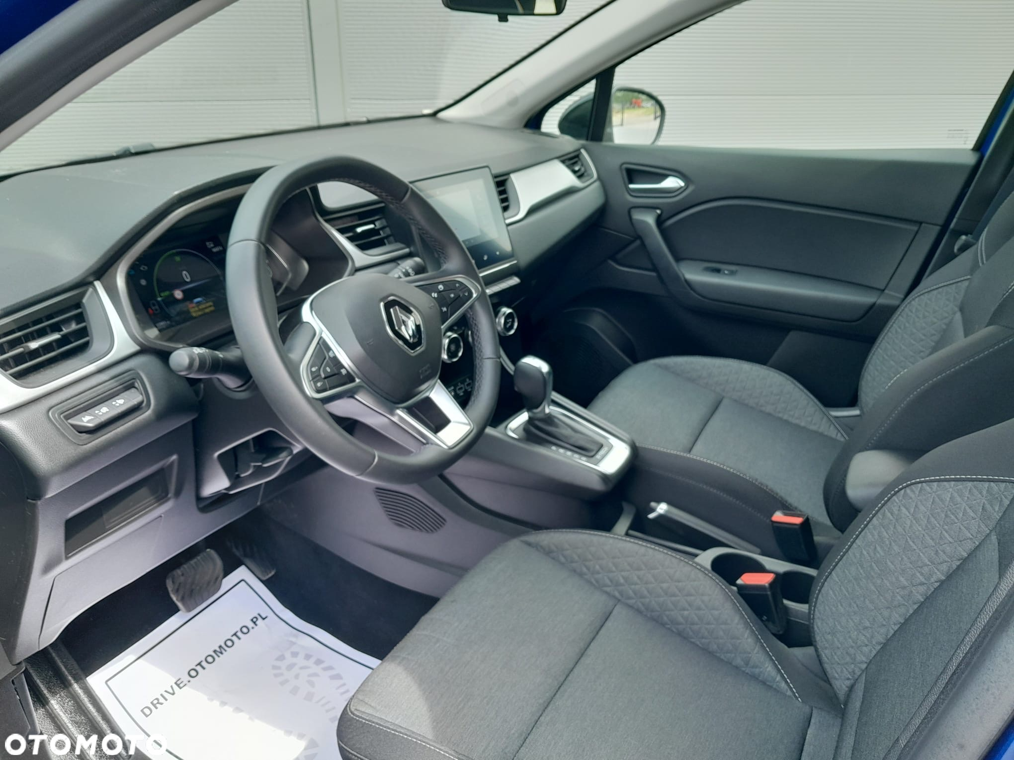 Renault Captur 1.3 TCe mHEV Intens EDC - 23