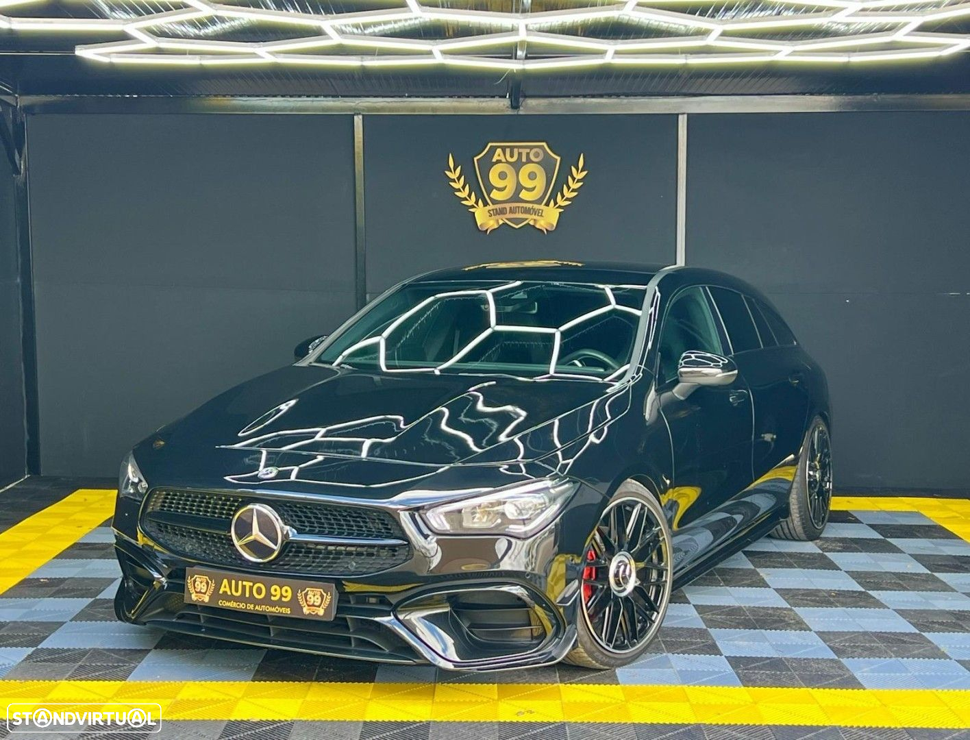 Mercedes-Benz CLA 200 d Shooting Brake AMG Line Aut. - 2