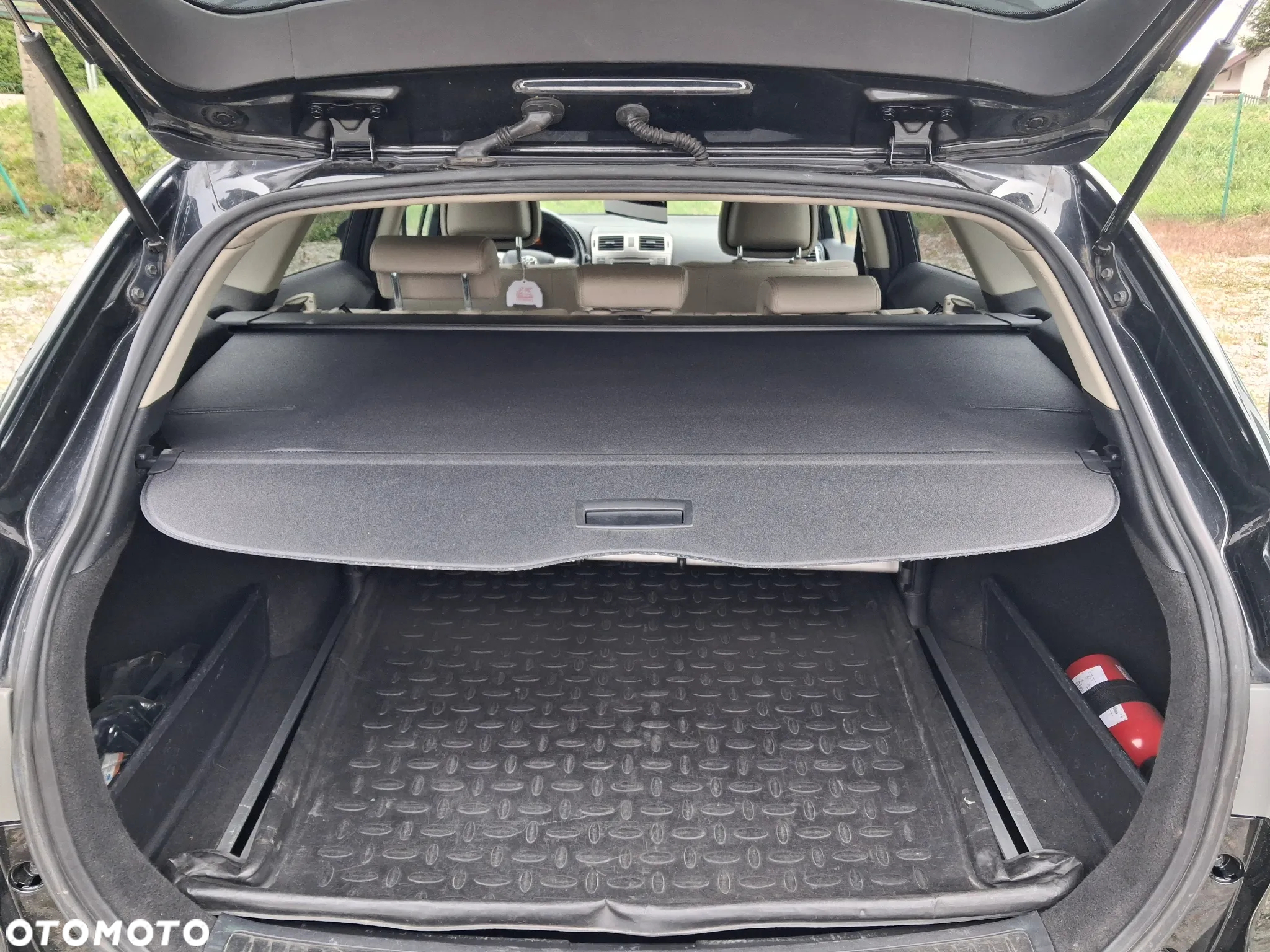 Toyota Avensis 2.0 Business Edition - 18