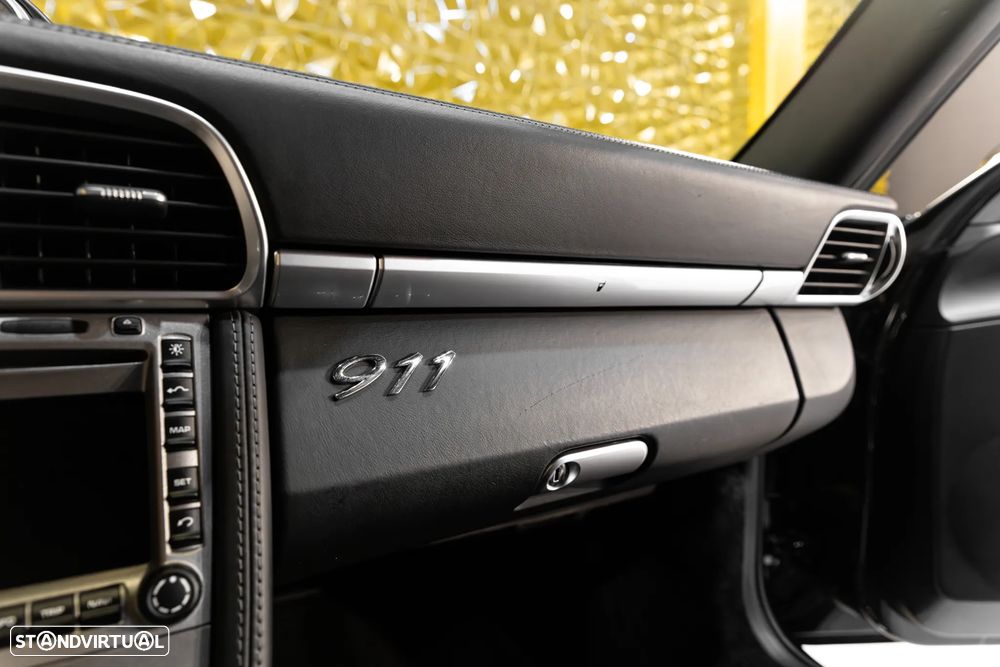 Porsche 911 (997) Turbo Tiptronic - 38