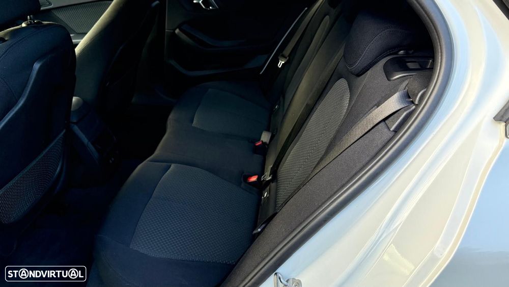 BMW 118 i Corporate Edition Auto - 14