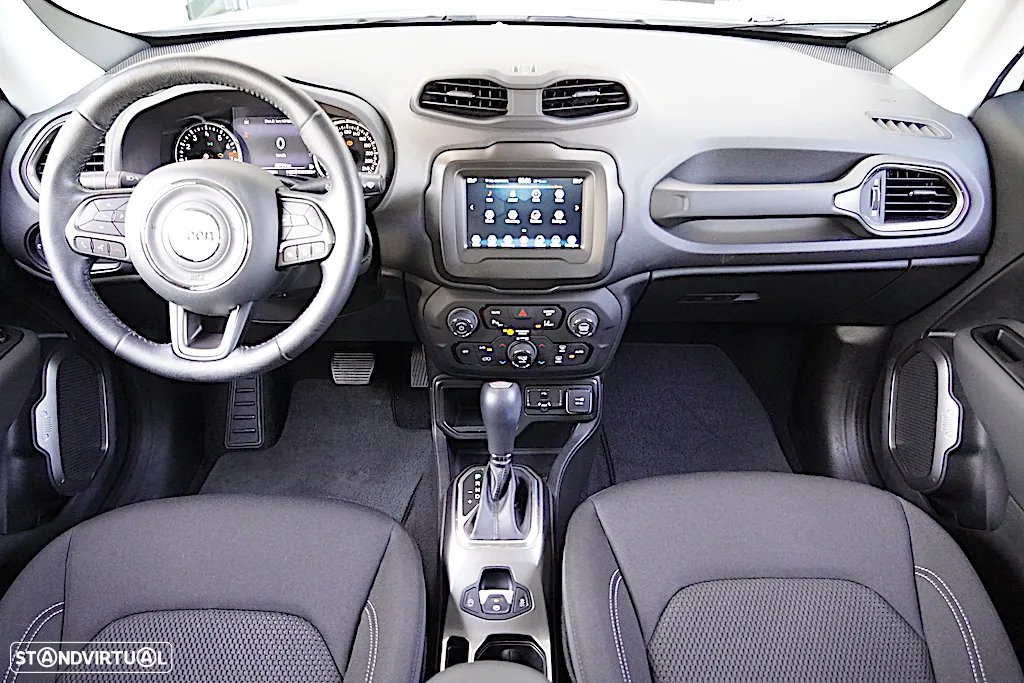 Jeep Renegade 1.3 T Limited DCT - 29