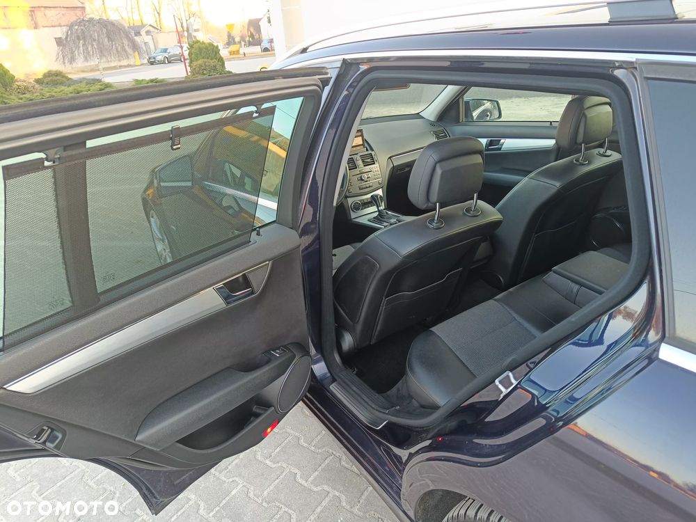 Mercedes-Benz Klasa C - 16