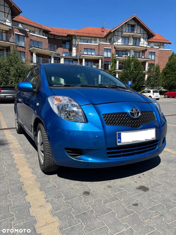 Toyota Yaris 1.3 Sol - 2