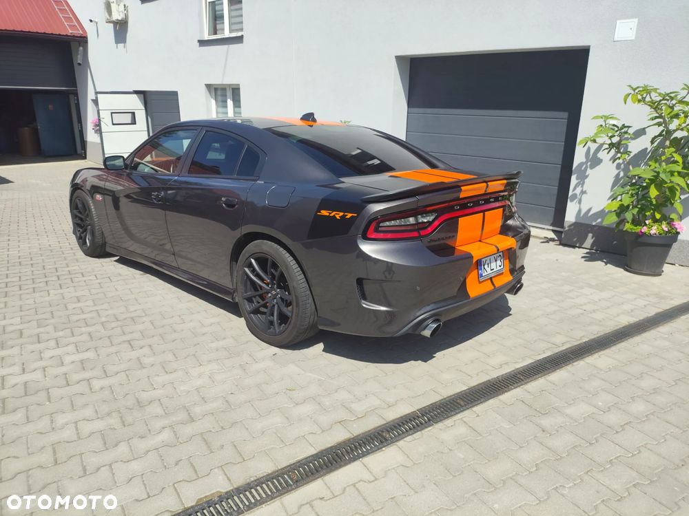 Dodge Charger 6.4 Scat Pack - 4
