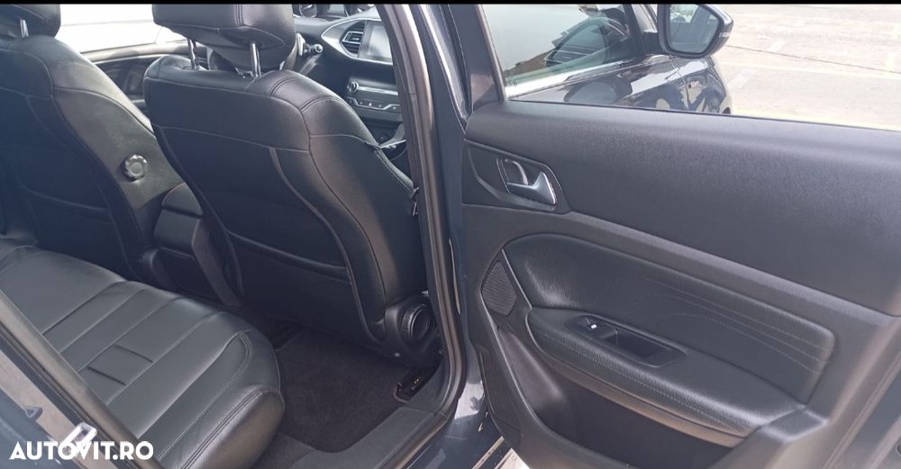 Peugeot 308 BlueHDi 130 EAT8 Stop & Start GT Pack - 8