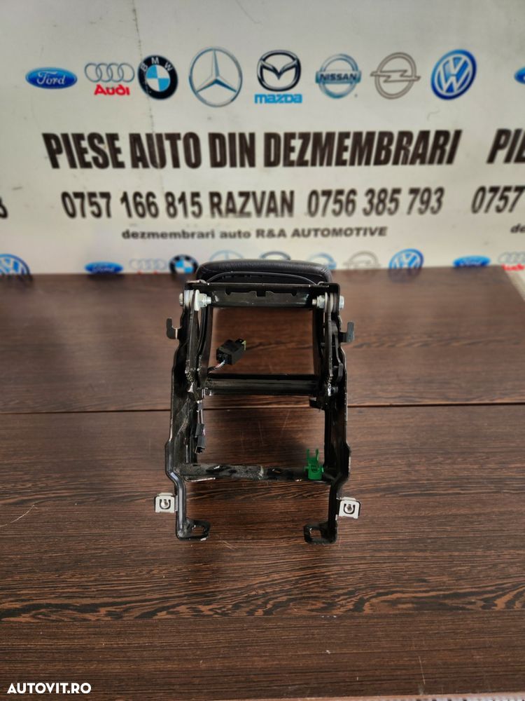 Capac Cotiera Audi A5 Piele Neagra Dezmembrez Audi A5 8T 2.7 Tdi Euro 5 Motor CGKA Cutie Automata M - 3