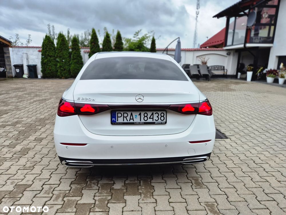 Mercedes-Benz Klasa E 220 d Avantgarde - 11