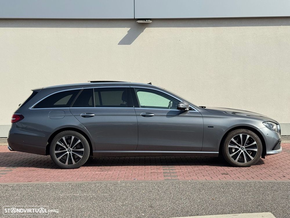 Mercedes-Benz E 300 de Avantgarde 4Matic - 37