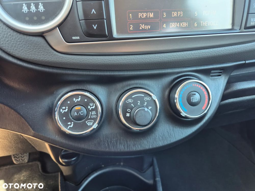 Toyota Yaris 1.33 VVT-i Style - 10