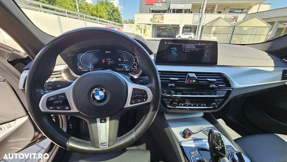 BMW Seria 5 530e iPerformance Aut. Luxury Line - 10