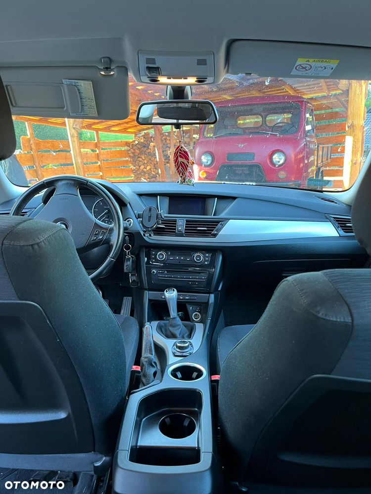 BMW X1 xDrive20d xLine - 11