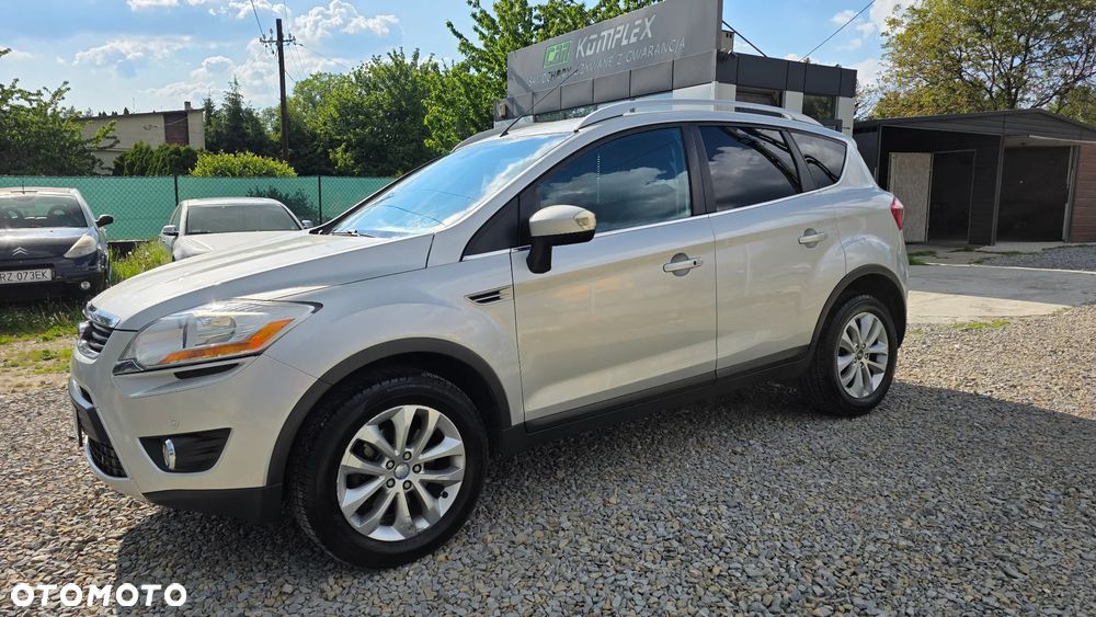 Ford Kuga 2.0 TDCi 2x4 Titanium - 2