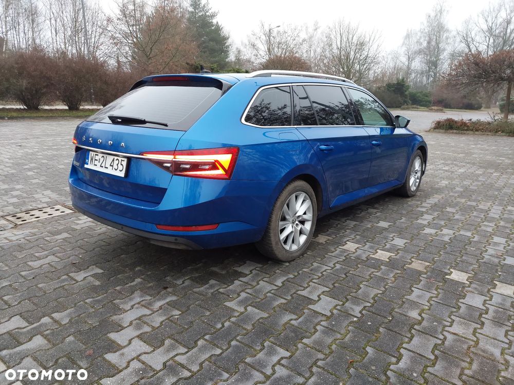 Skoda Superb 2.0 TDI Ambition DSG7 - 3