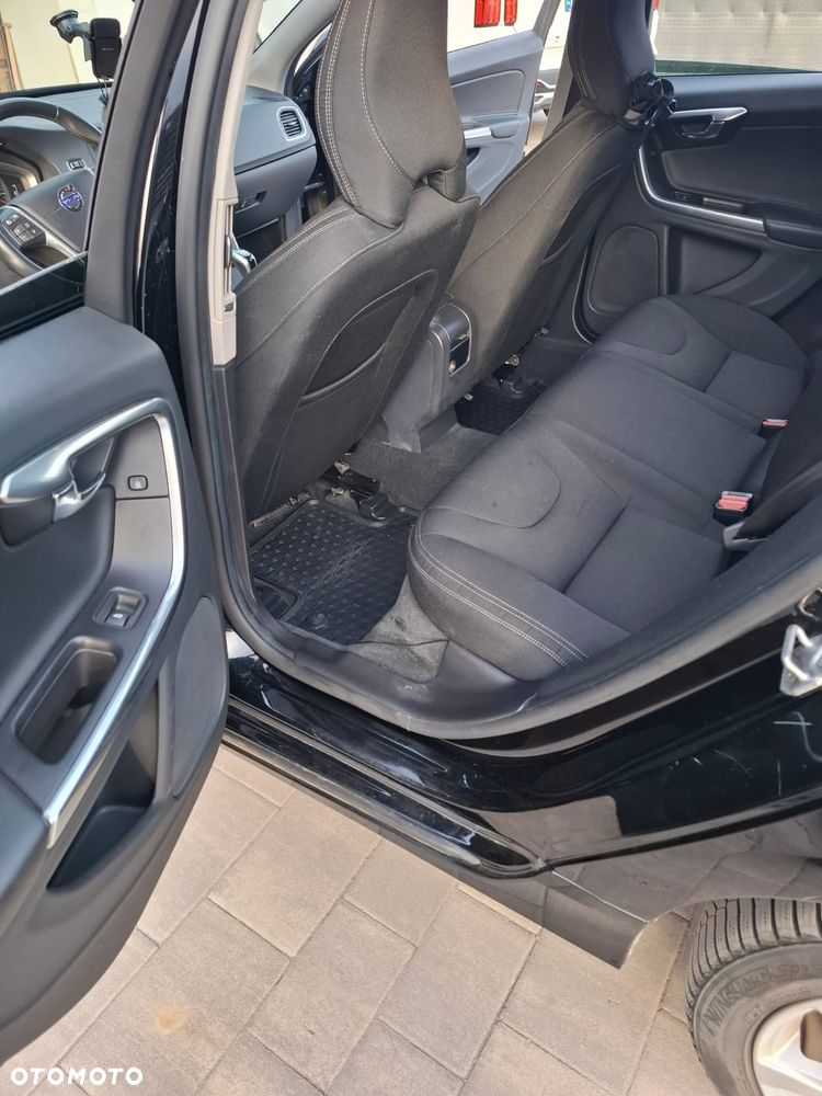 Volvo V60 D3 Kinetic - 17