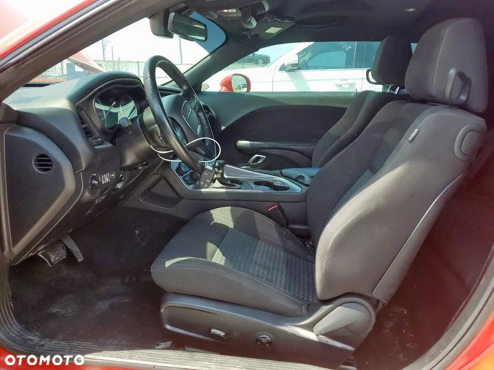 Dodge Challenger 3.6 SXT - 8
