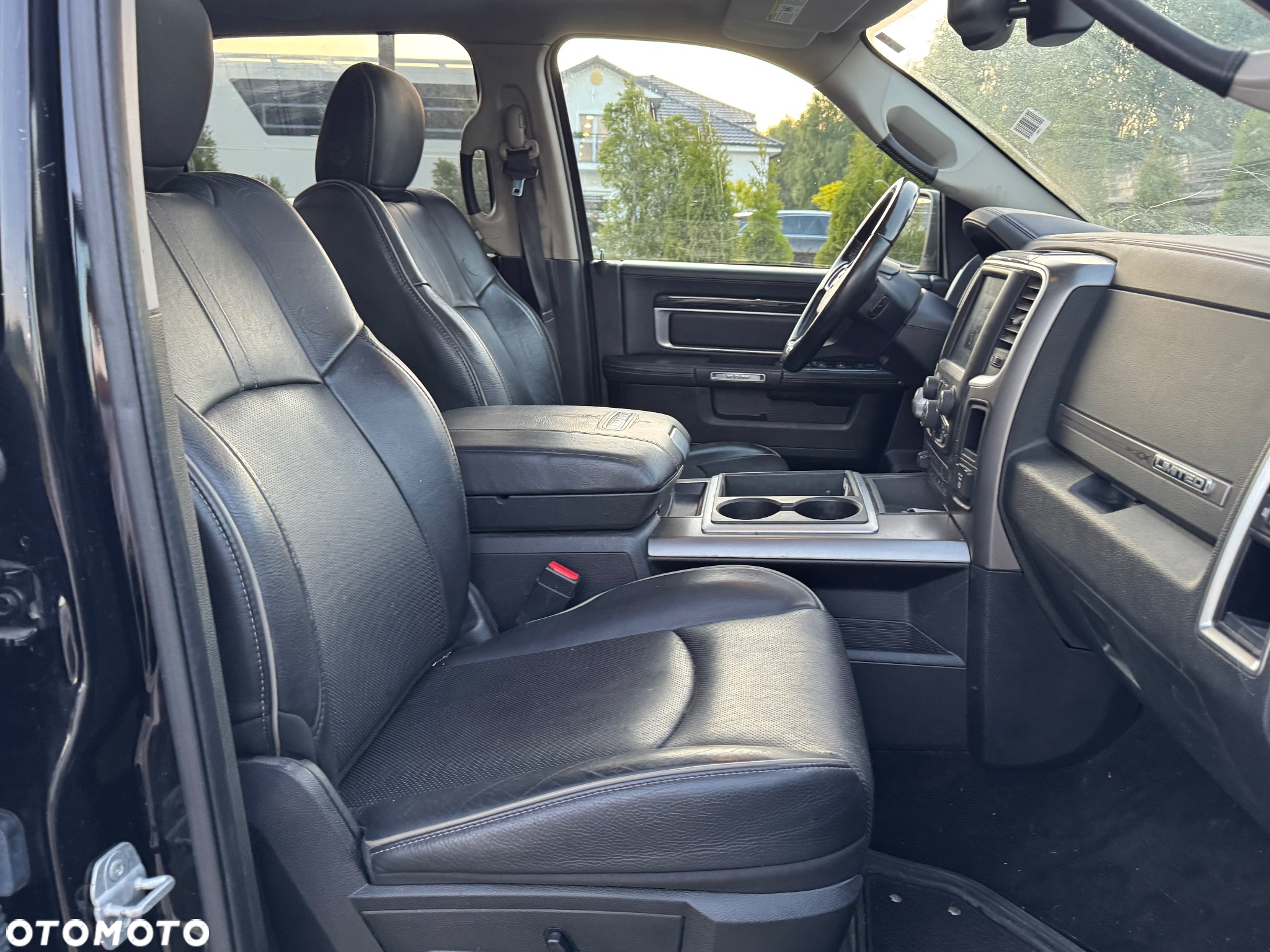 Dodge RAM 1500 5.7 4x4 - 28