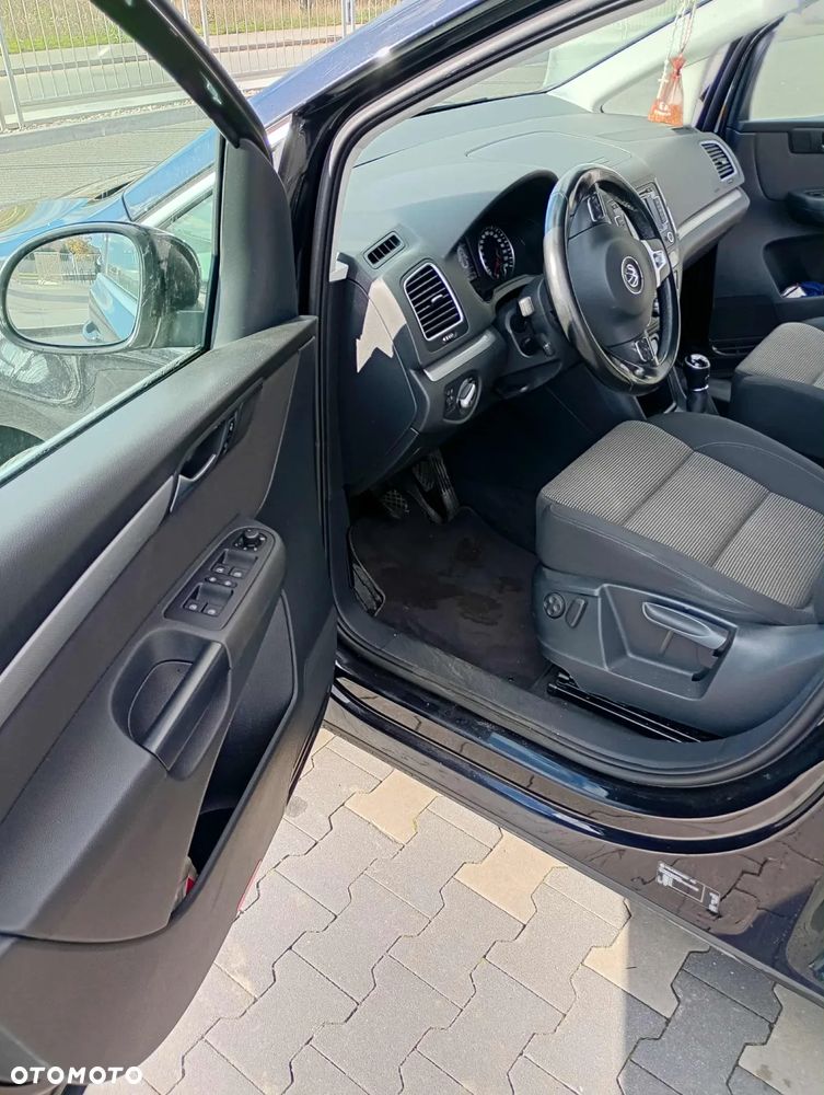 Volkswagen Sharan 2.0 TDI 4Mot Highline - 24