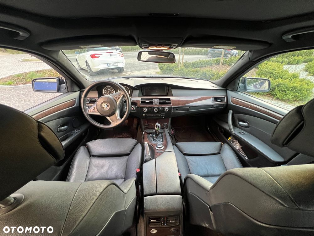 BMW Seria 5 540i Edition Exclusive - 13