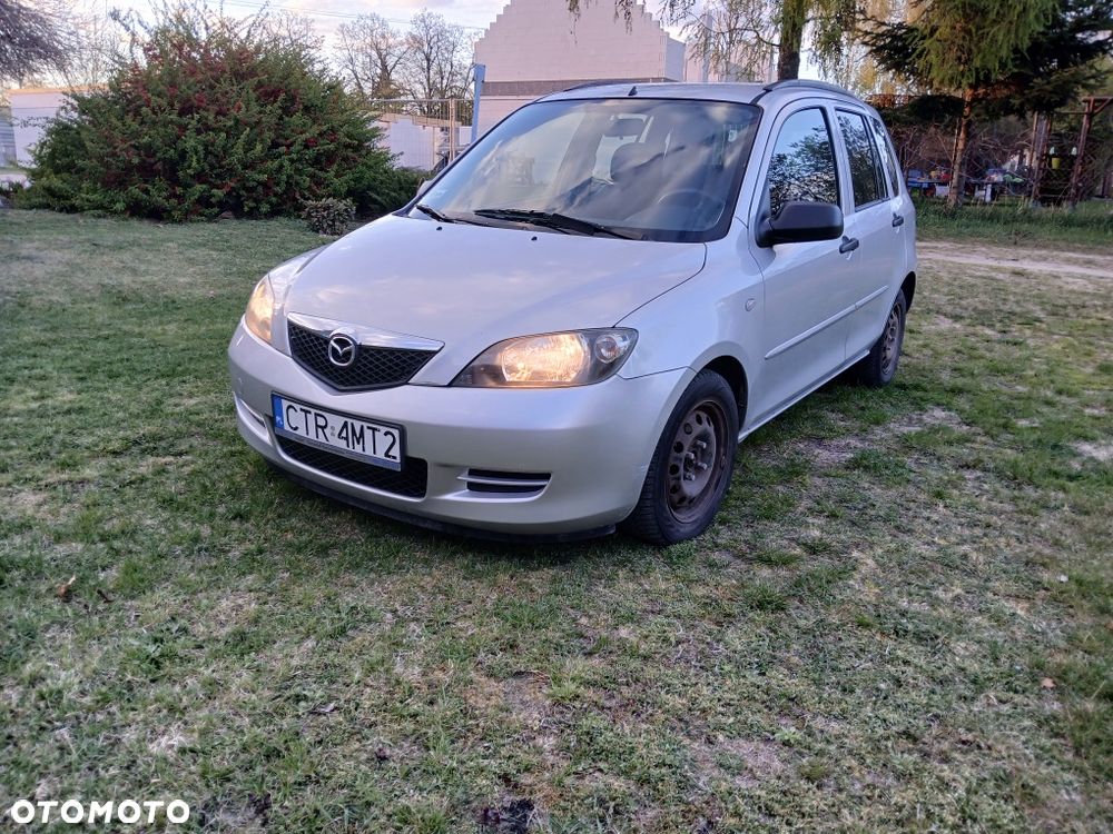Mazda 2 - 5