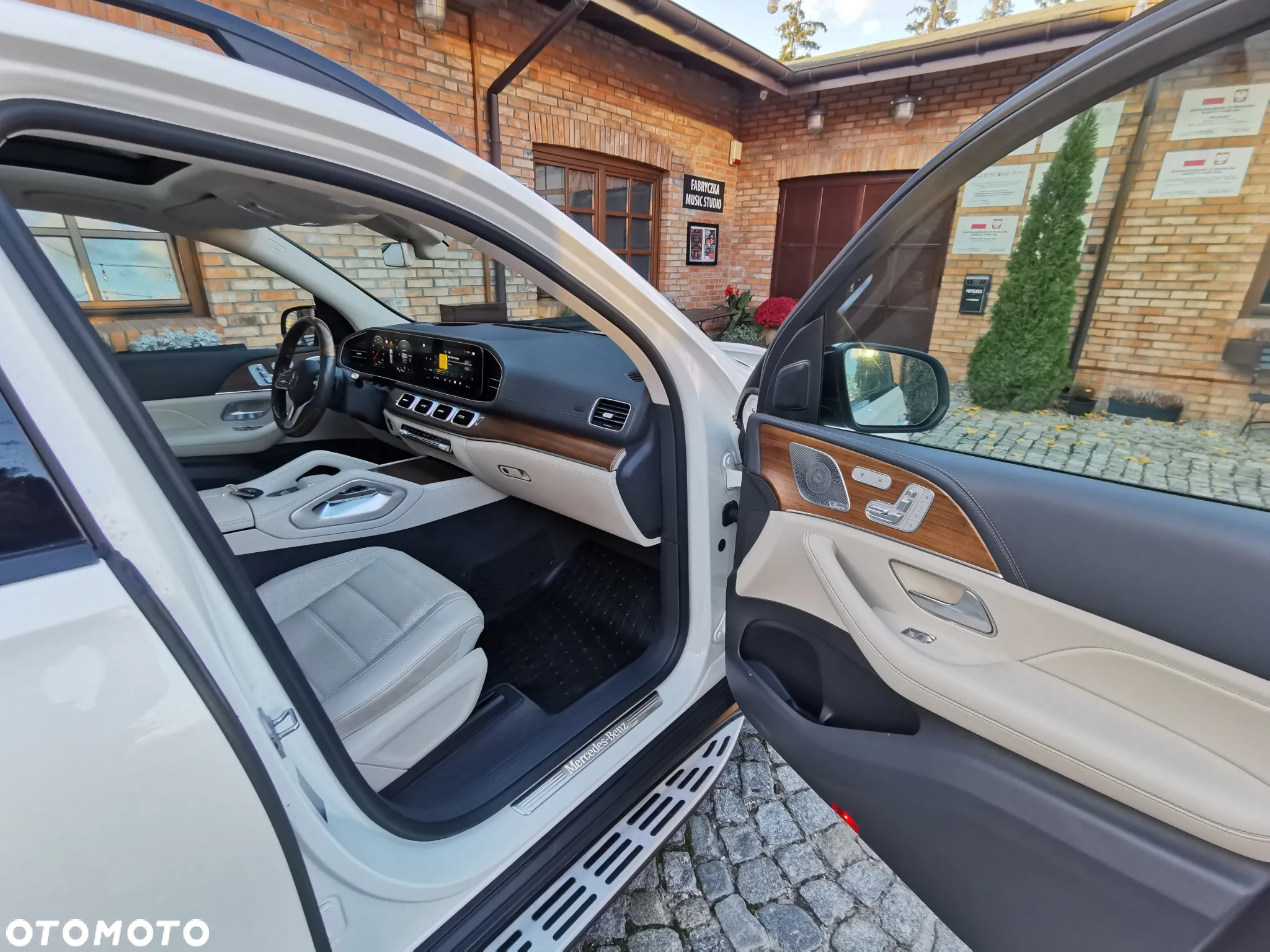 Mercedes-Benz GLE 400 d 4-Matic - 38