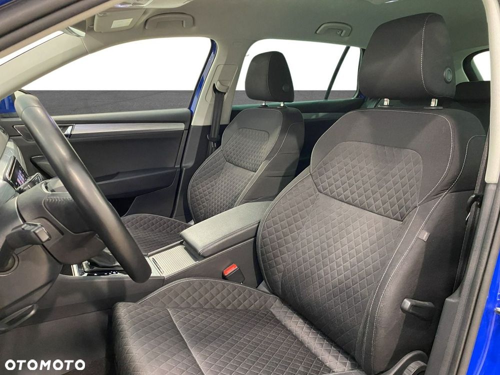 Skoda Superb 2.0 TDI SCR Ambition DSG - 17