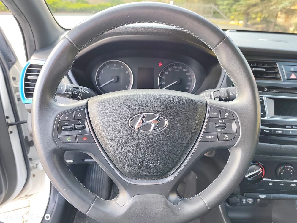 Hyundai i20 blue 1.0 T-GDI Passion - 6