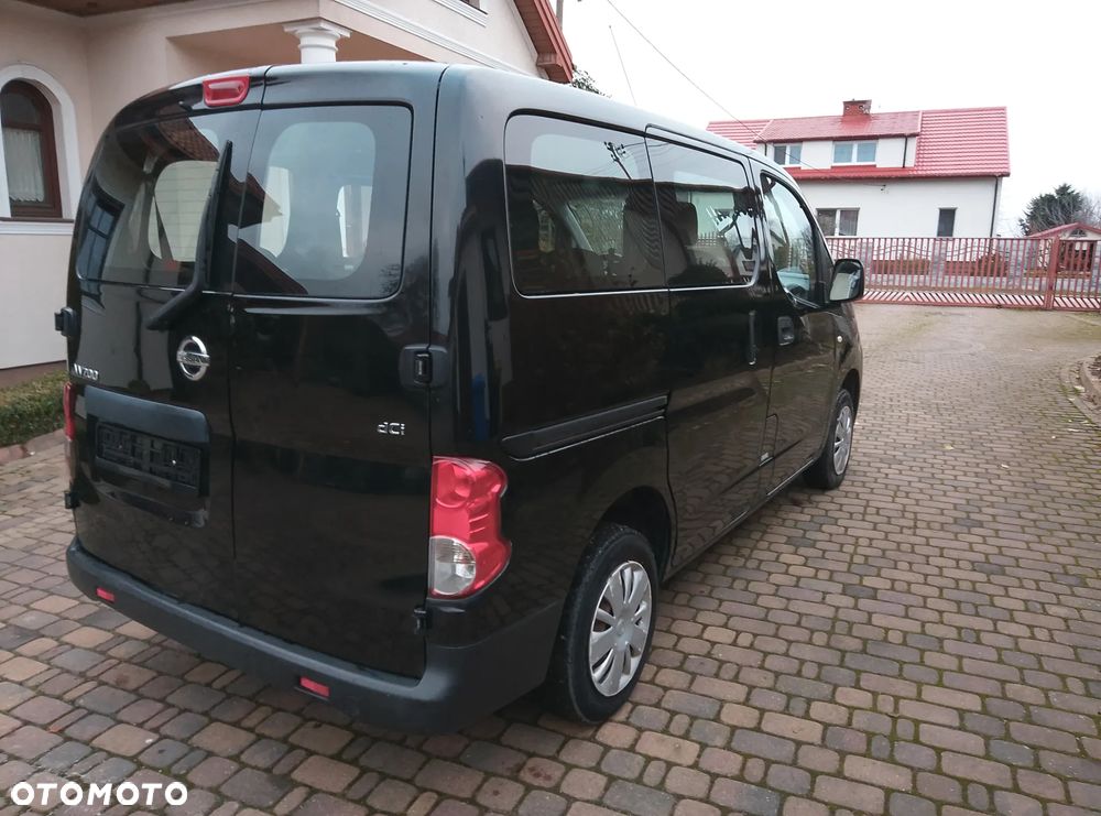 Nissan NV200 - 22