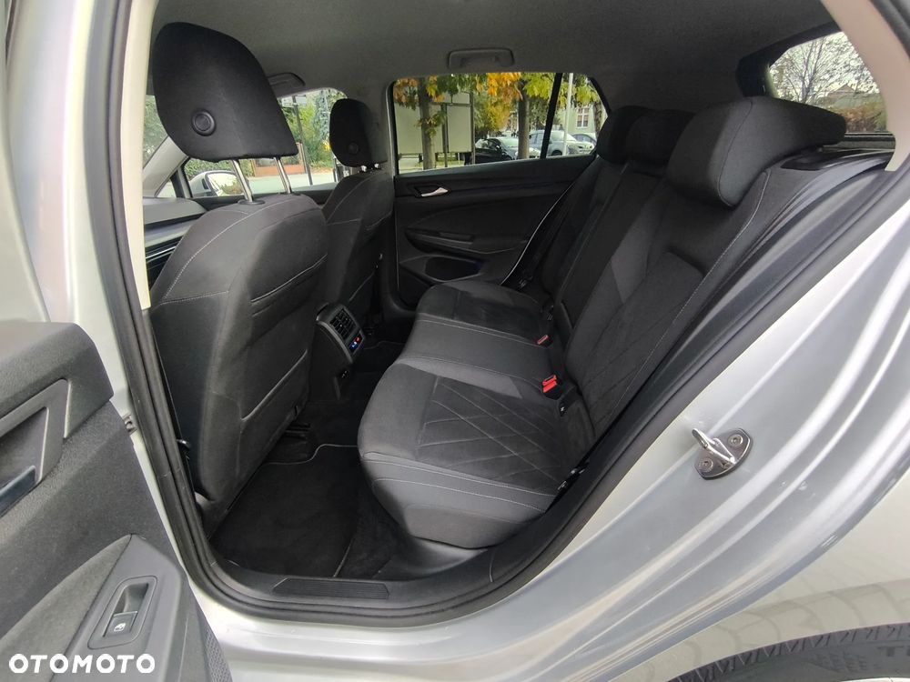 Volkswagen Golf VIII 1.4 TSI Plug-In Hybrid Style DSG - 19