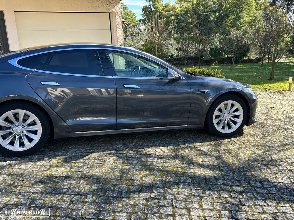 Tesla Model S Long Range - 2