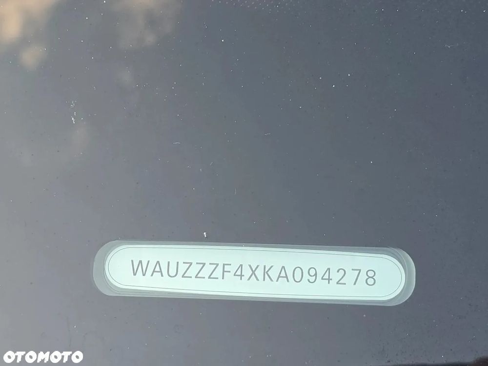 Audi A4 Avant 2.0 TDI S tronic - 38