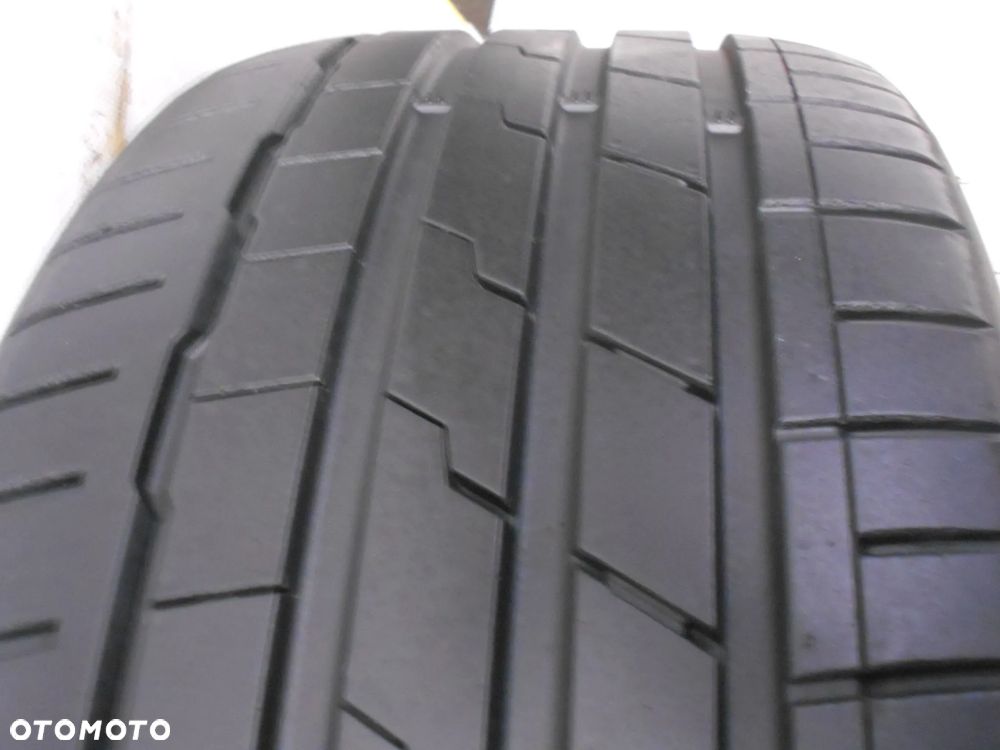 OPONA POJEDYNKA 235/40R19 BRIDGESTONE ION EVO TO DOT 4123 7.5MM - 2