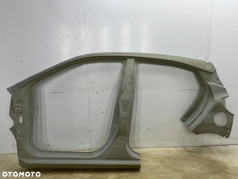 Poszycie Hyundai i10 III 19r.- lewy słupek przedni szyby rama drzwi bok poszycie lewy tylny błotnik - 1