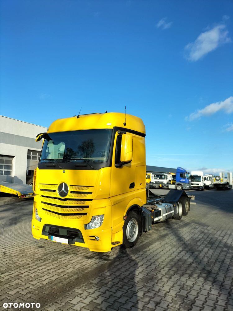 Mercedes-Benz Actros 2542 - 9
