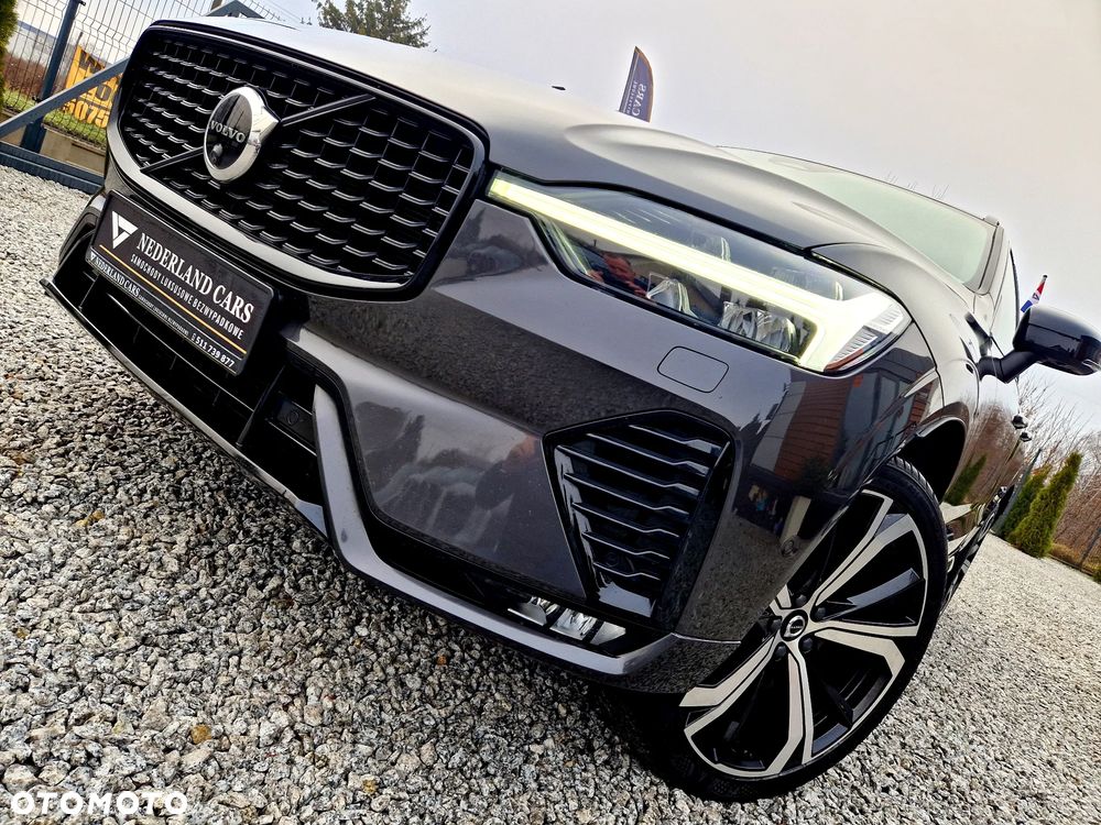 Volvo XC 60 B4 D Plus Dark - 30