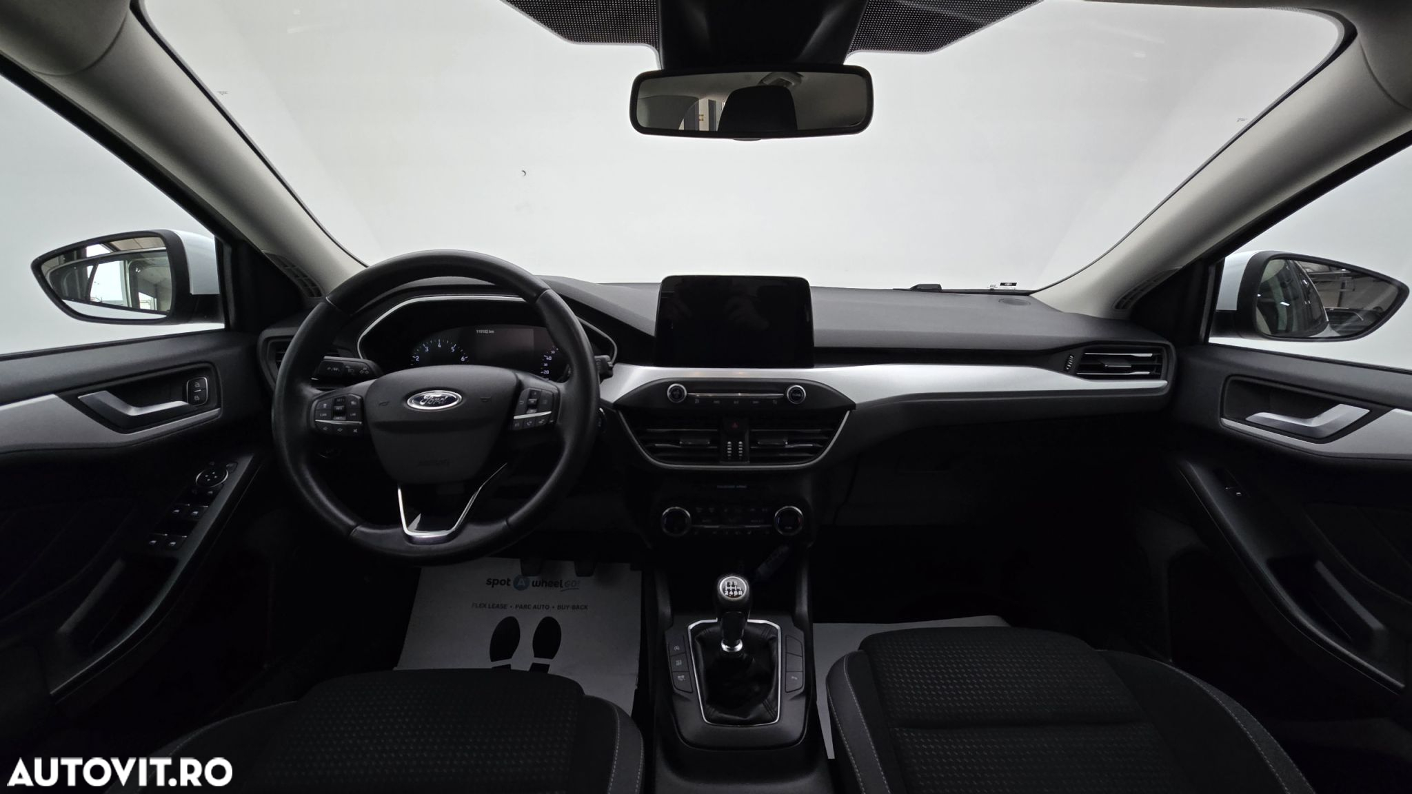 Ford Focus 1.0 EcoBoost Trend Edition - 14