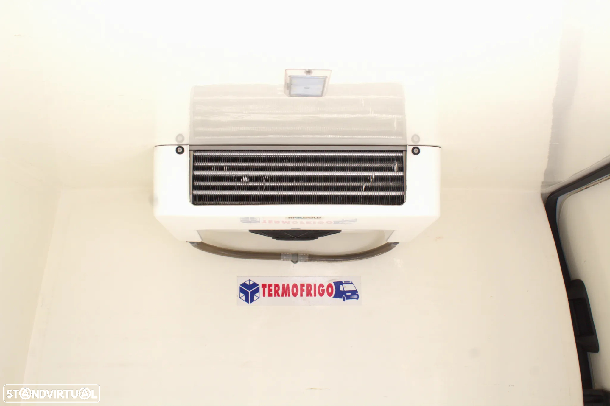 Ford Custom 2.0 TDCI 130 CV Isotérmica Frio -18º com IVA - 4