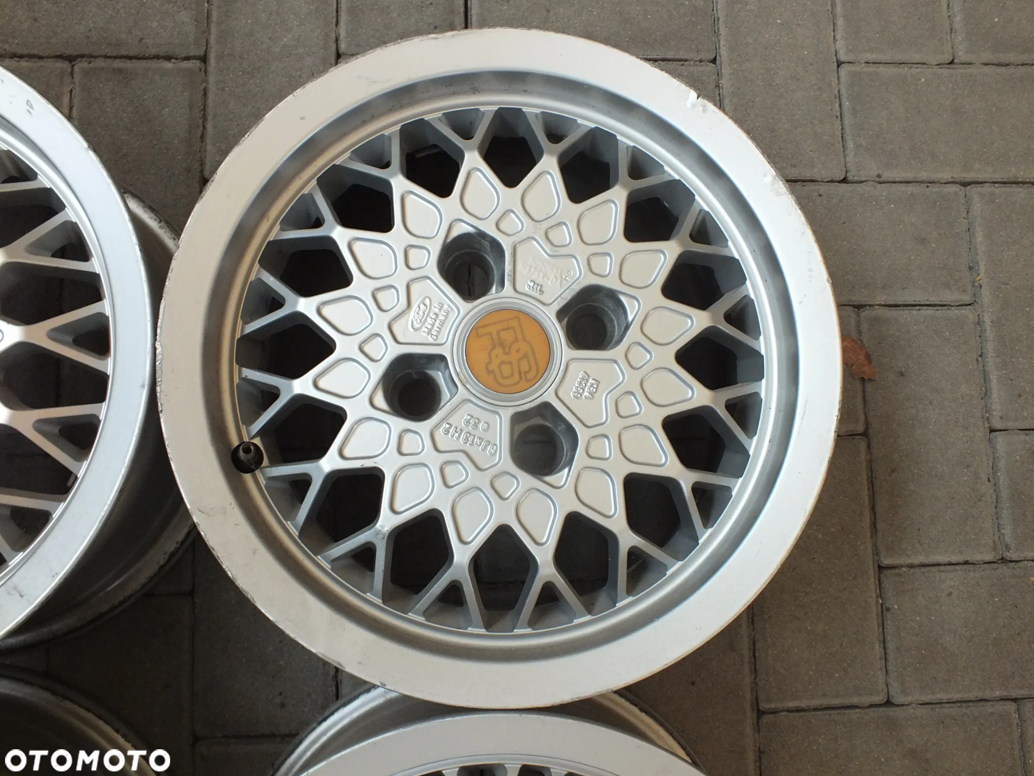 Felgi aluminiowe 4x108 13 cali Ford RS oryginał retro super stan - 3