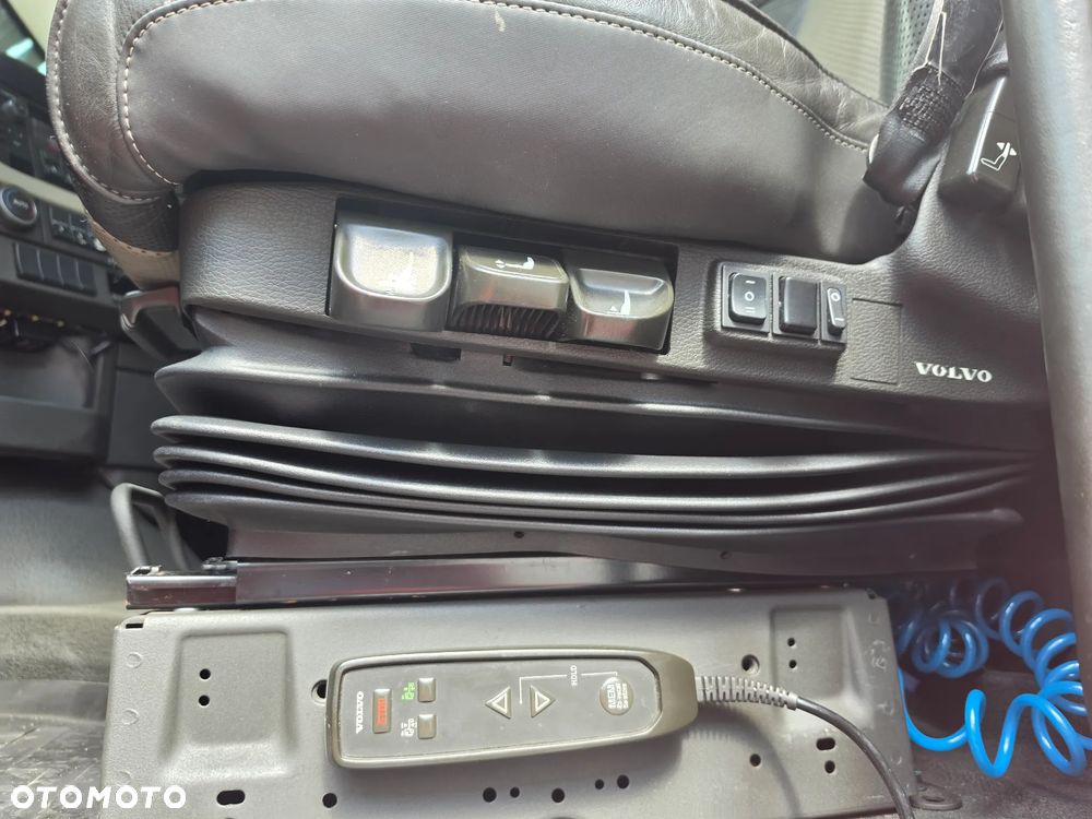 Volvo FH 460 / STANDARD / XXL / i SAVE / EURO 6/ GLOBETROTTER/ / AUTOMAT/SERVIS /2019/ KAMERA/ SKÓRY /PERFEKCYJNY STAN / ZABUDOWY  MIĘDZYOSIOWE/ - 25