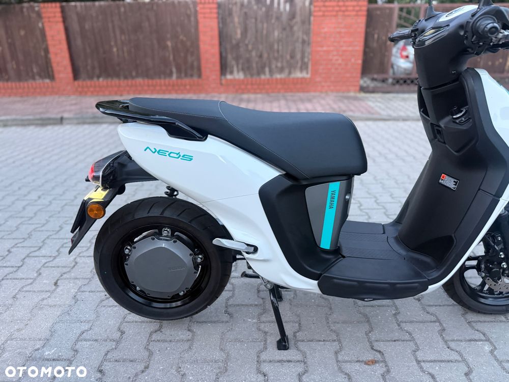 Yamaha Neos - 9