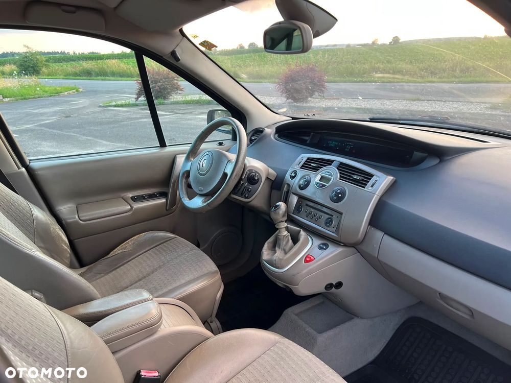 Renault Scenic 1.9 dCi Avantage - 24