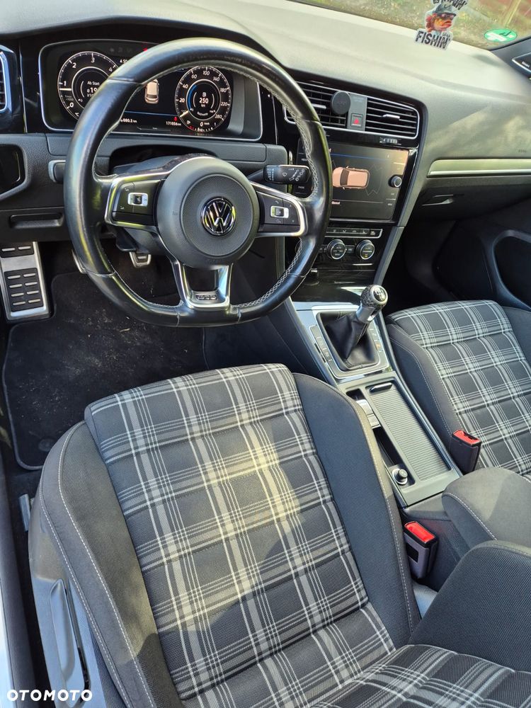 Volkswagen Golf GTD BlueMotion Technology - 34