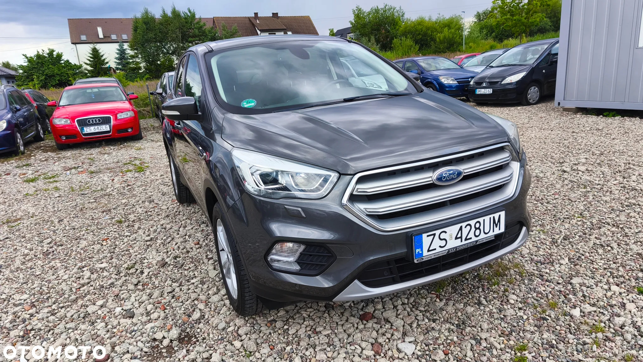 Ford Kuga 1.5 EcoBoost 2x4 Titanium - 4