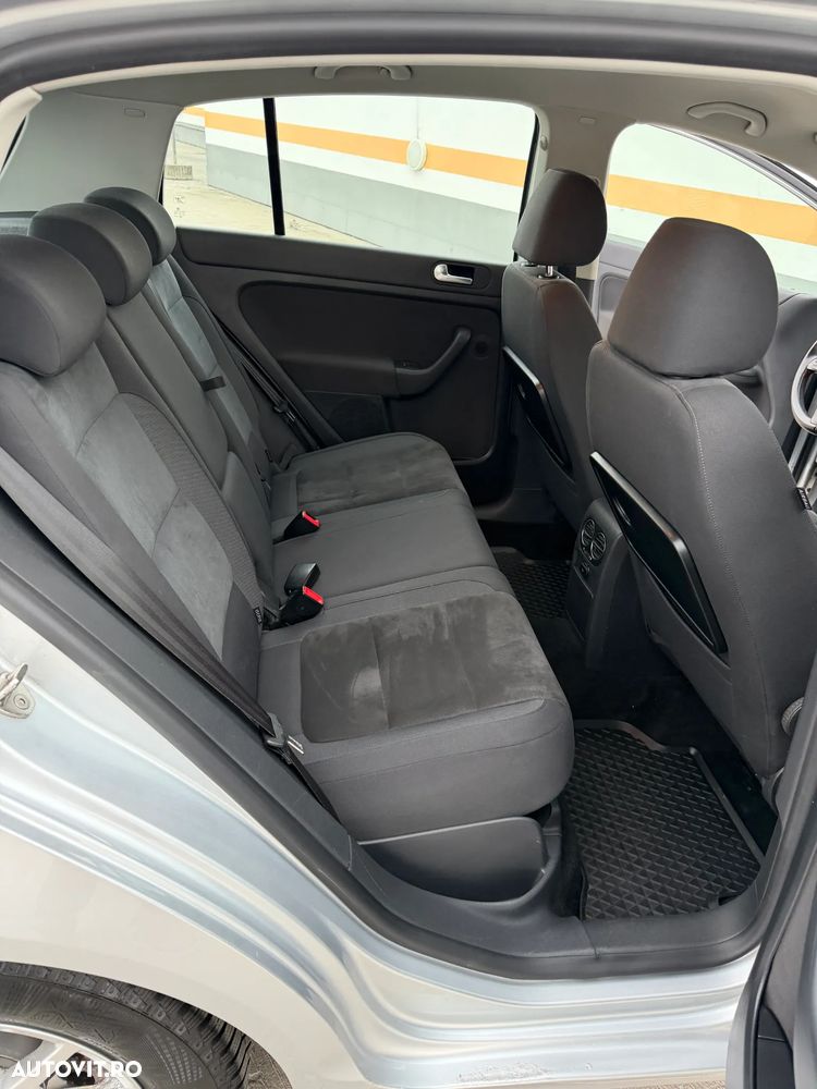 Volkswagen Golf Plus 2.0 TDI DPF DSG Highline - 10