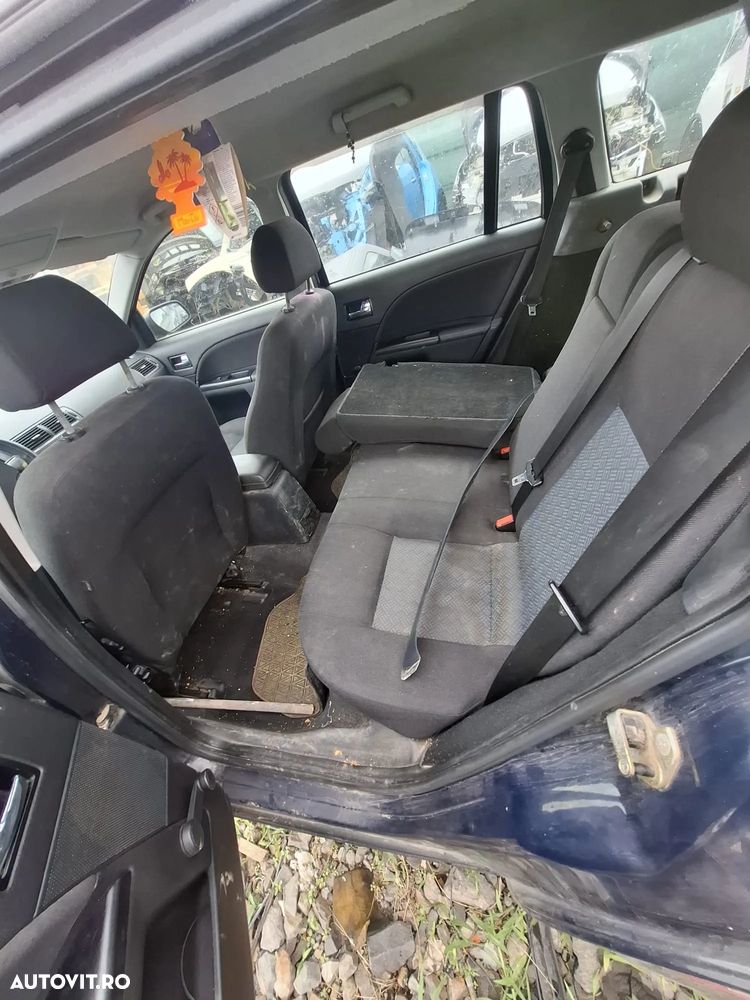 Dezmembrez Ford Mondeo mk 3 - 3
